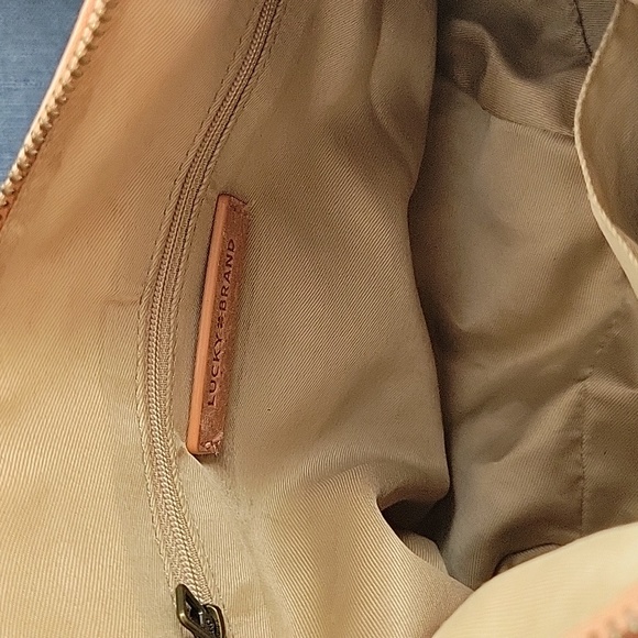 Lucky Brand Nude Blush Leather Crossbody - Picture 10 of 13